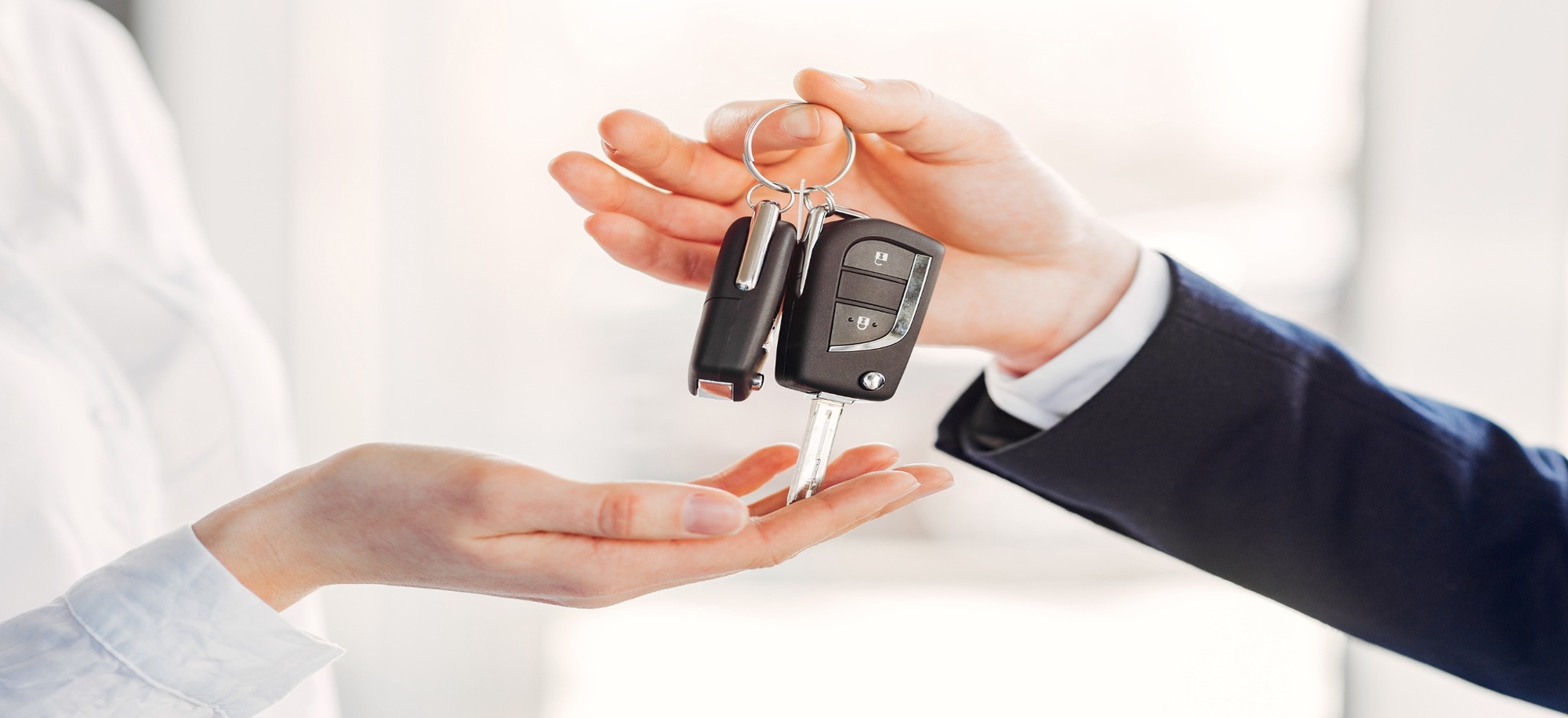 Car Hire in JLT Dubai - Luxury & Economy | No Deposit Options